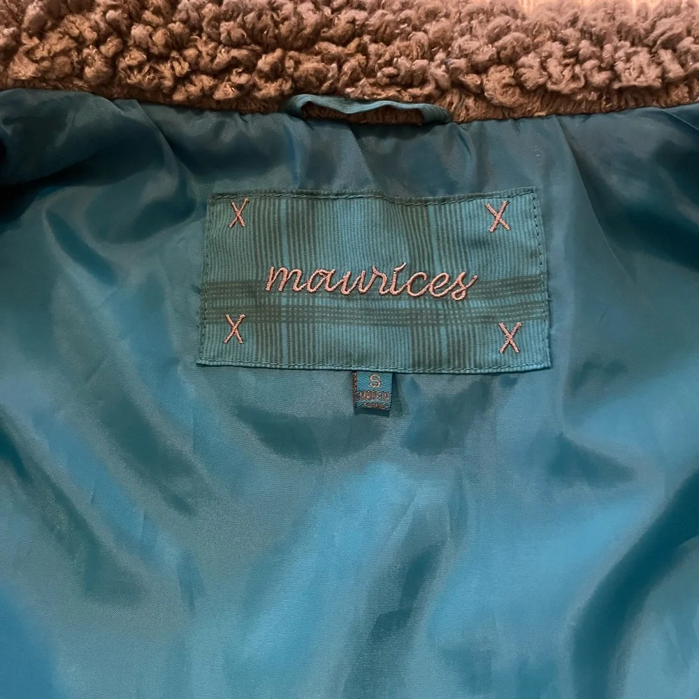 Maurices Teal Vest with Sherpa Lining - Picture 5 of 5